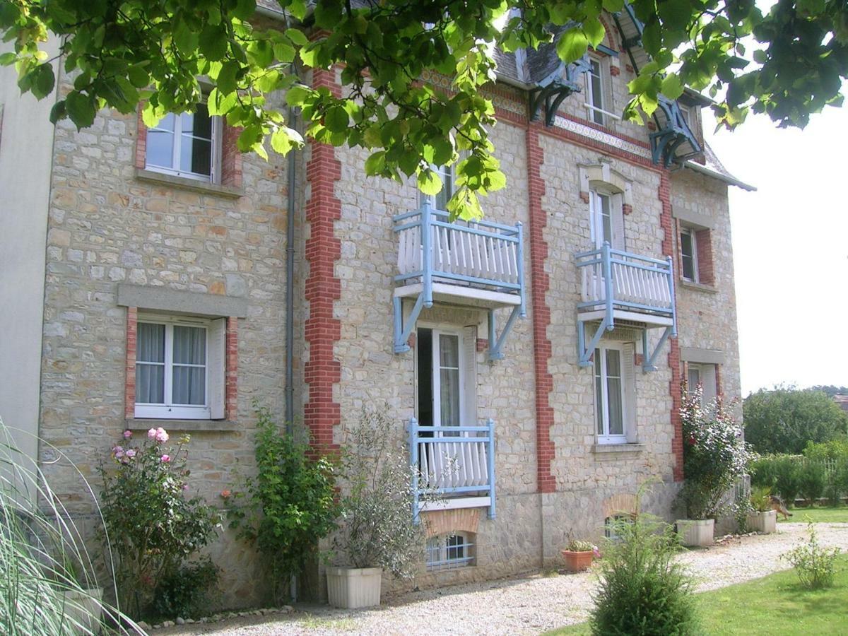 Appartements Villa Odette Bagnoles de l'Orne Normandie Exterior photo